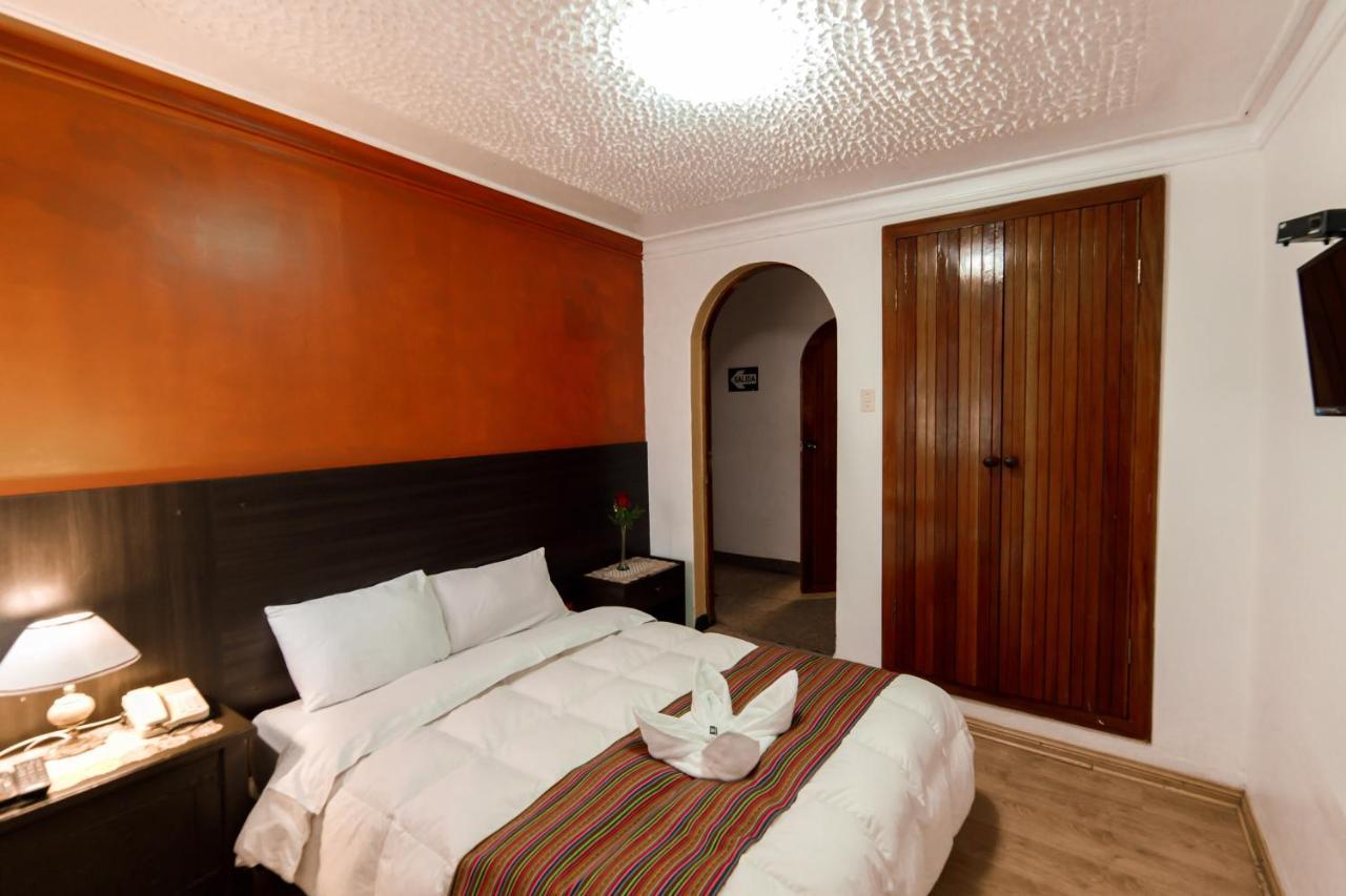 Carlos V Hotel Cusco Exterior photo