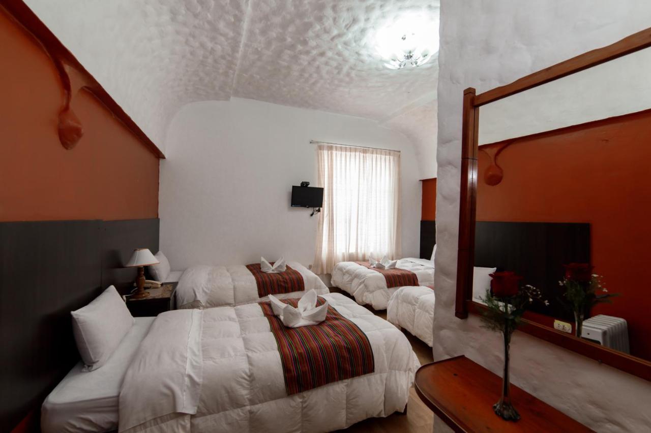 Carlos V Hotel Cusco Exterior photo